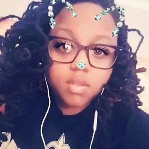 Meet your Posher, Shea